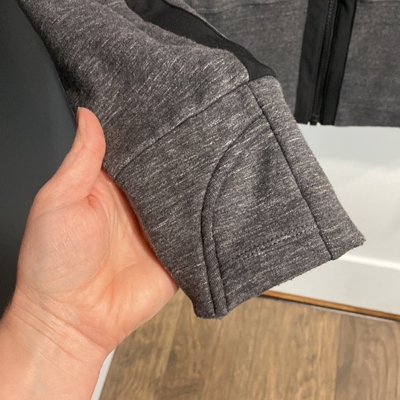 Athleta Fitted Full Zip Hoodie EUC - Picture 6 of 12